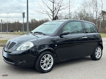 Lancia Ypsilon 1.2 69 CV Argento