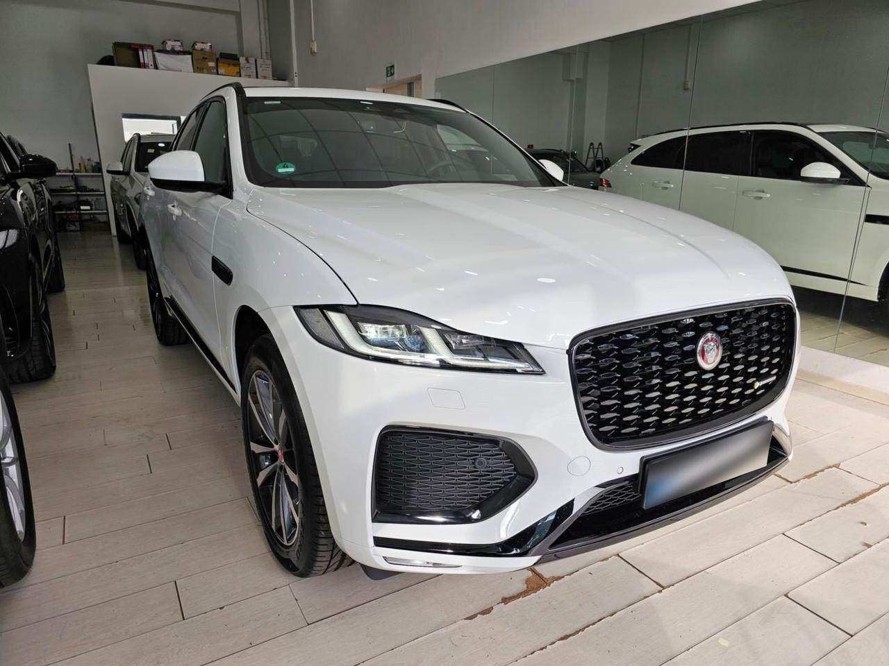 Jaguar F-Pace 2.0 D204 R-Dynamic SE awd auto c.20" TETTO Apr. LED