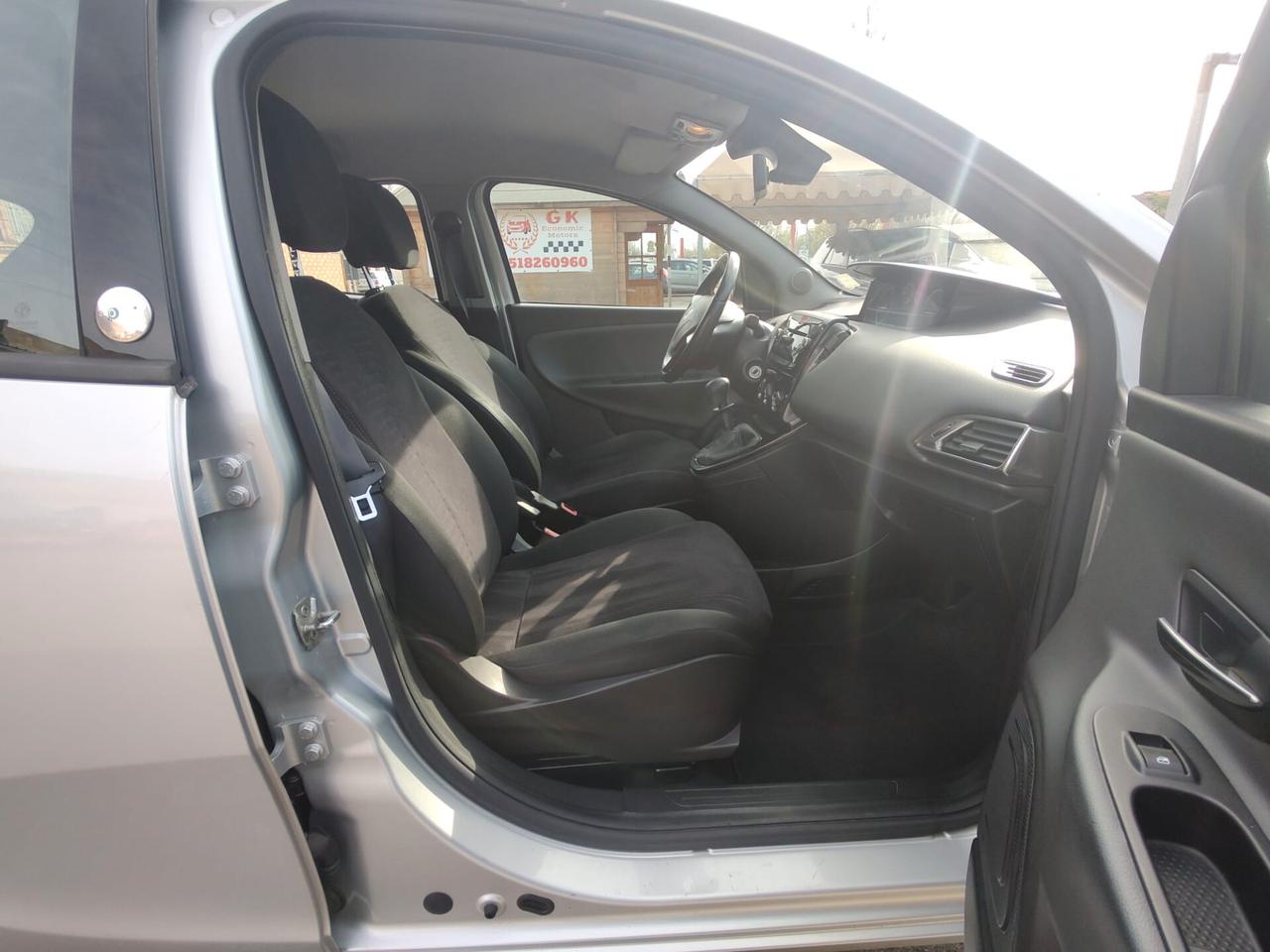 Lancia Ypsilon Elefantino 0.9 Eco Chic Twin air 80 cv Metano, OK NEOPATENTATI, GARANZIA L.12 MESI