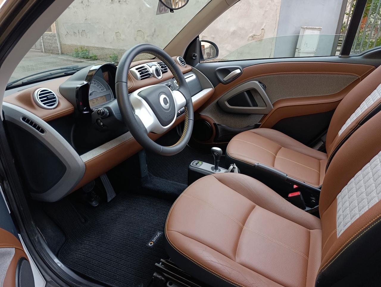 Smart ForTwo 1000 52 kW MHD cabrio pulse