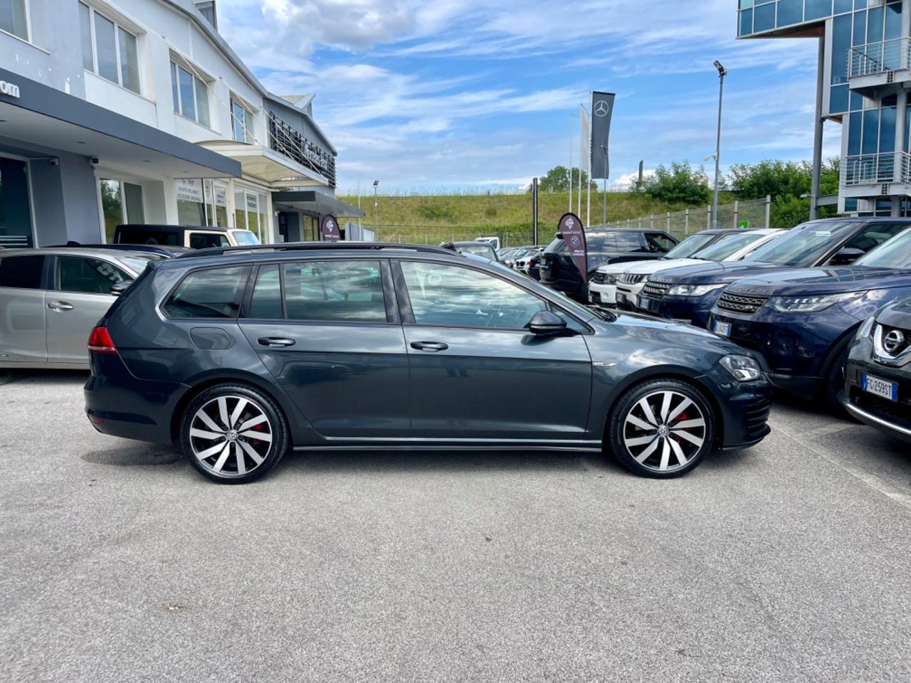 Volkswagen Golf Variant GTD 2.0 TDI DSG BlueMotion Technology