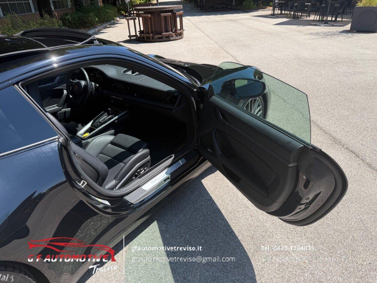 Porsche 911 Coupe 3.0 Carrera 4S auto
