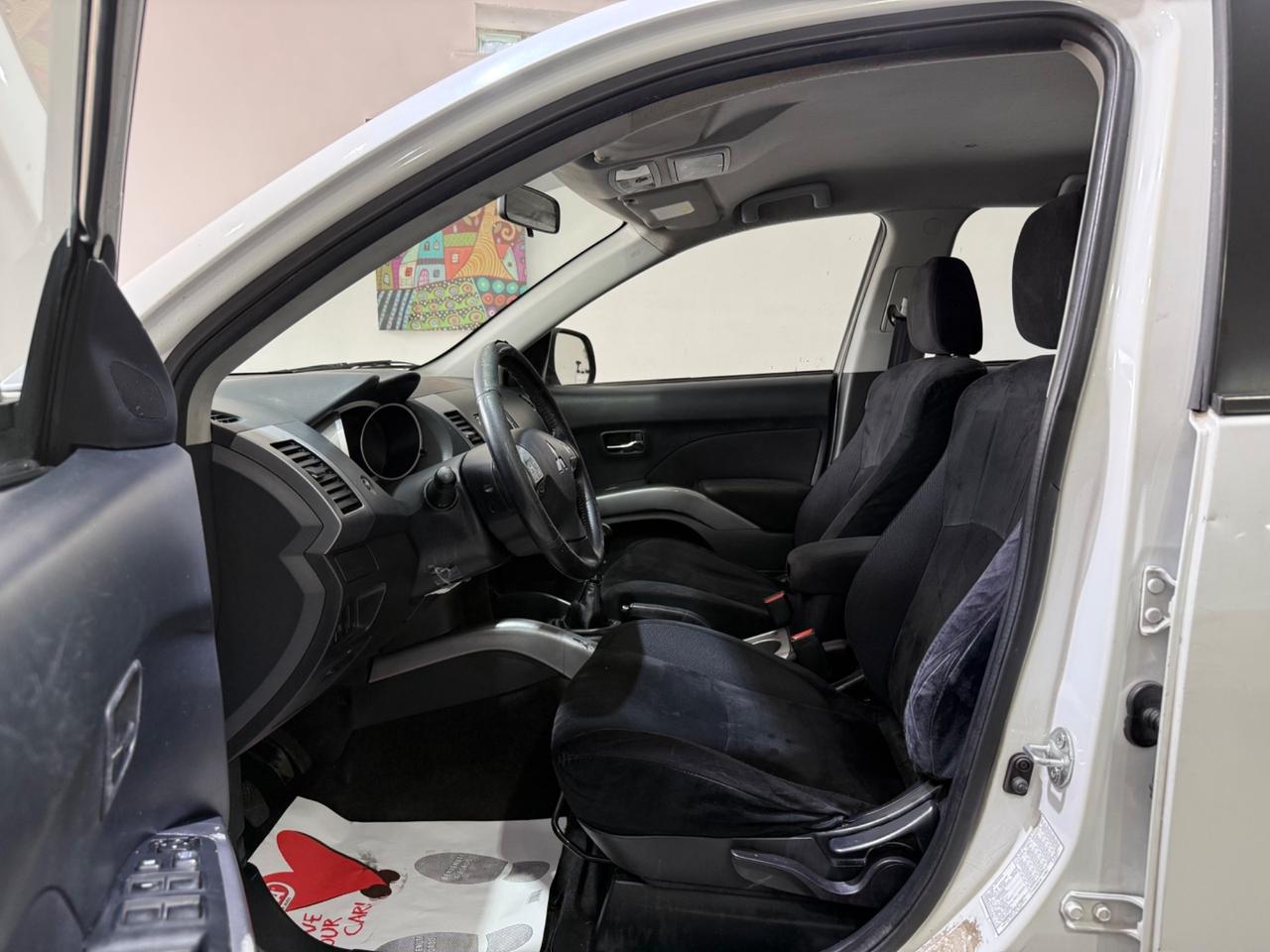 Mitsubishi Outlander 2.0 DI-D Invite DPF