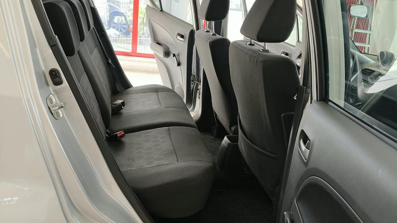 SUZUKI SPLASH 1.2 BENZINA 86CV AUTOMATICA