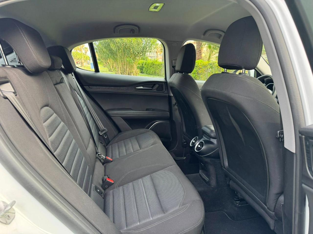 Alfa Romeo Stelvio 2.2 t Business Q4 190cv auto