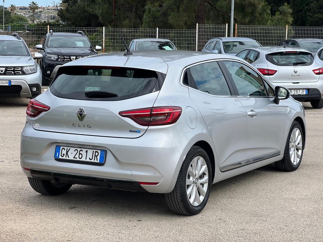 Renault Clio Full Hybrid E-Tech 140 CV 5 porte Intens