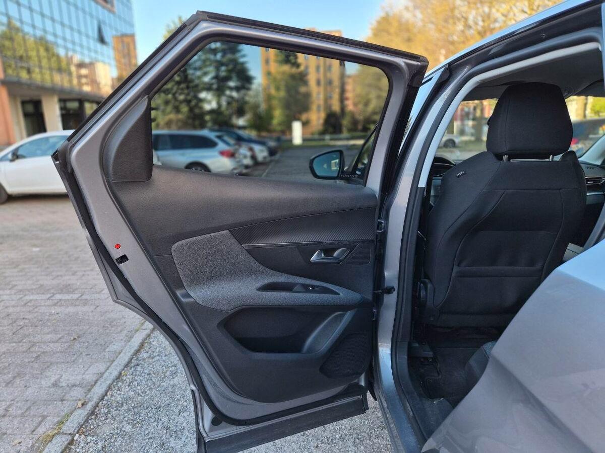 Peugeot 3008 1.5 bluehdi Business s&s 130cv