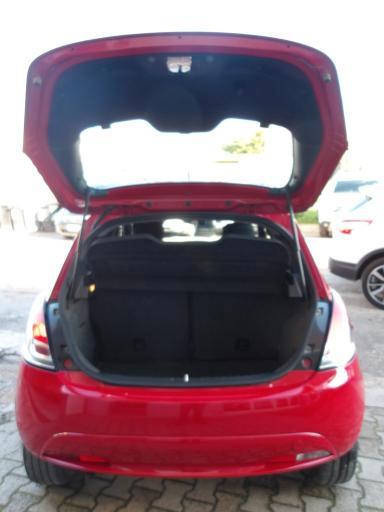 Lancia Ypsilon 5 Porte Ypsilon 1.2 Silver 69cv