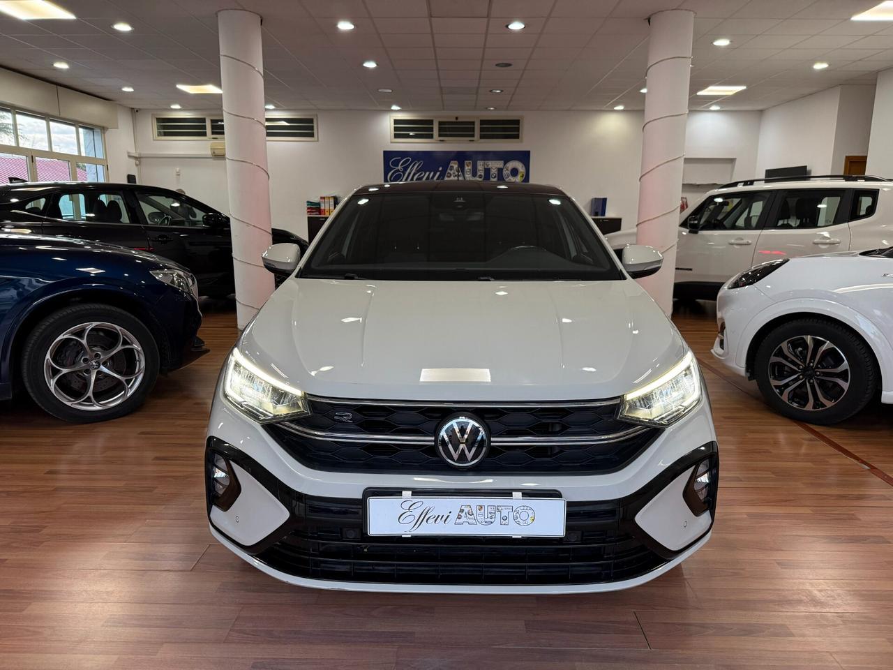 VOLKSWAGEN TAIGO 1.0 TSI 110CV DSG R-LINE - 2023