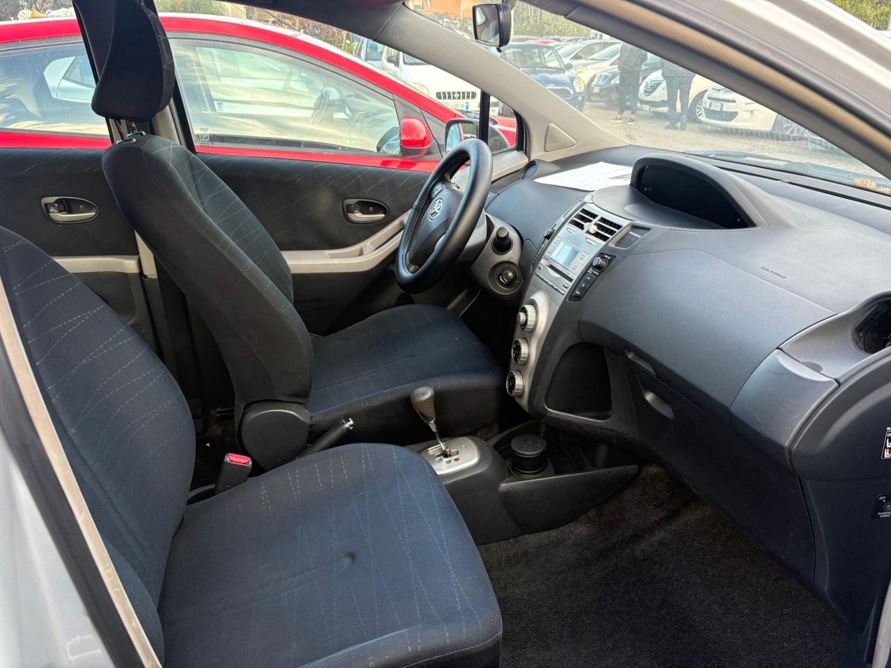 Toyota Yaris 1.3 5 porte Sol