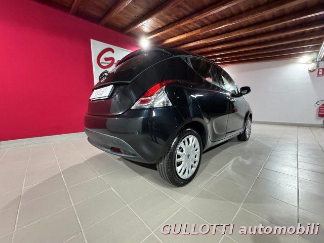 LANCIA Ypsilon 1.3 MJT 95CV Gold