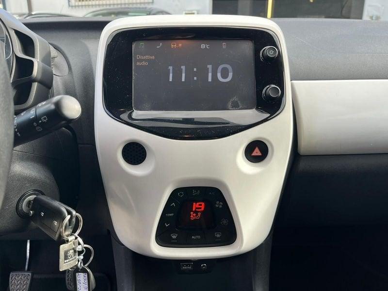 Peugeot 108 PureTech 82 5 porte Allure