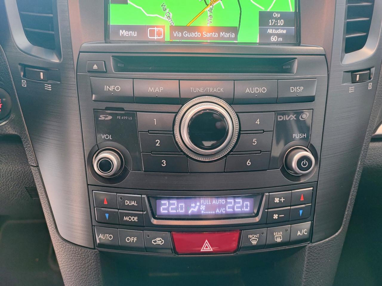 Subaru OUTBACK 2.0D Lineartronic Exclusive