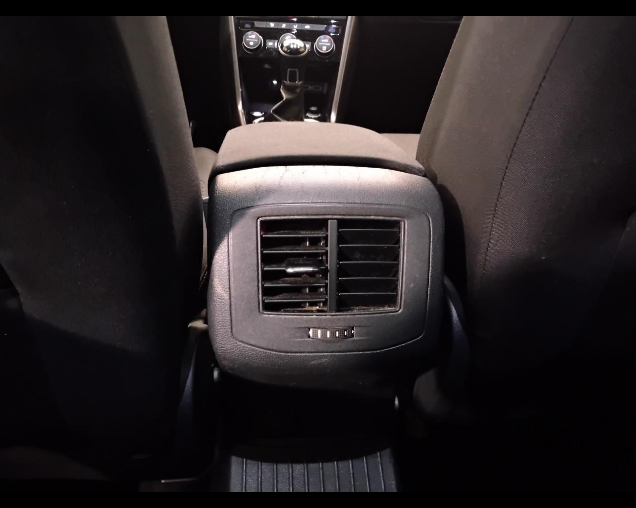 VOLKSWAGEN T-Roc I 2017 - T-Roc 1.0 tsi Style 115cv