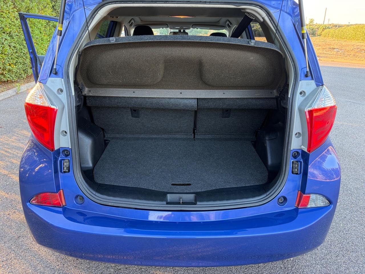 Toyota Verso-S 1.4 Diesel tetto panoramico