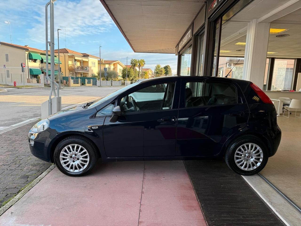 Fiat Punto 1.3 MJT II S&S 95 CV 5 porte Street