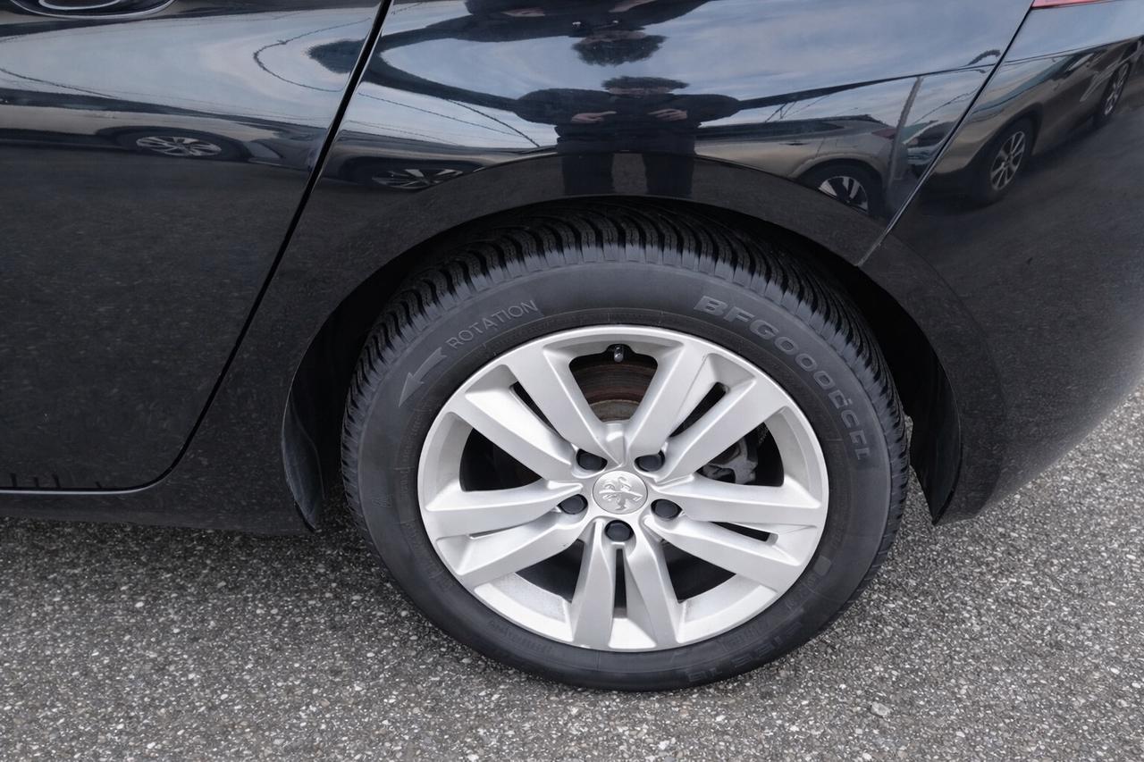 Peugeot 308 BlueHDi 130 S&S Business