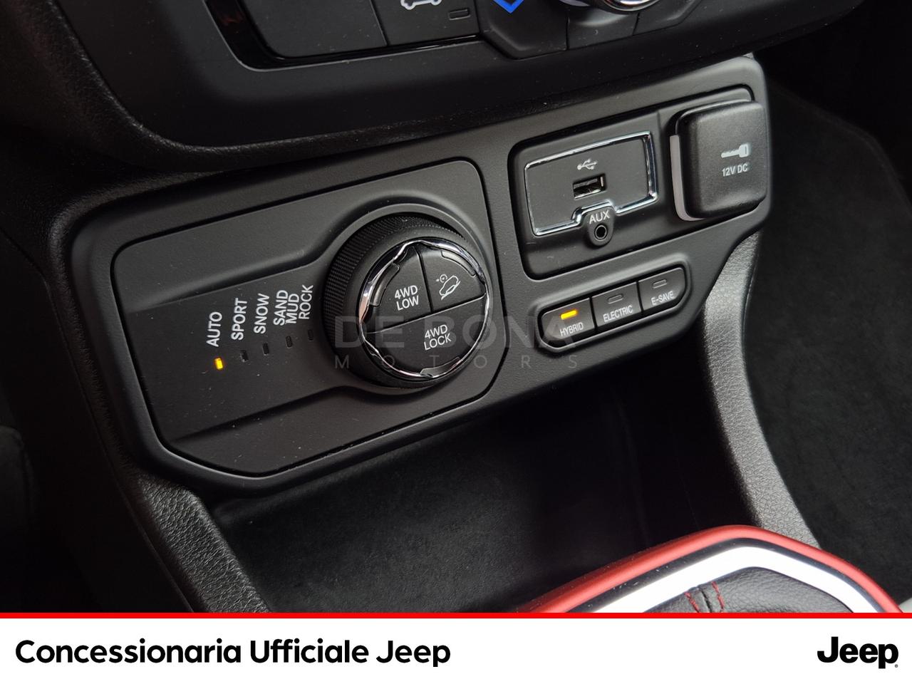 Jeep Renegade 1.3 t4 phev trailhawk 4xe at6