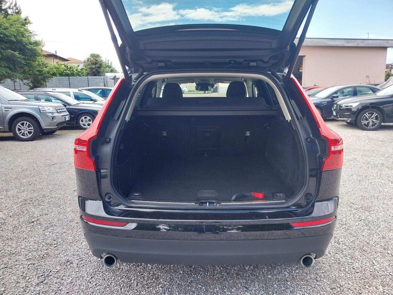 Volvo XC 60 XC60 B4 (d) AWD Geartronic Momentum