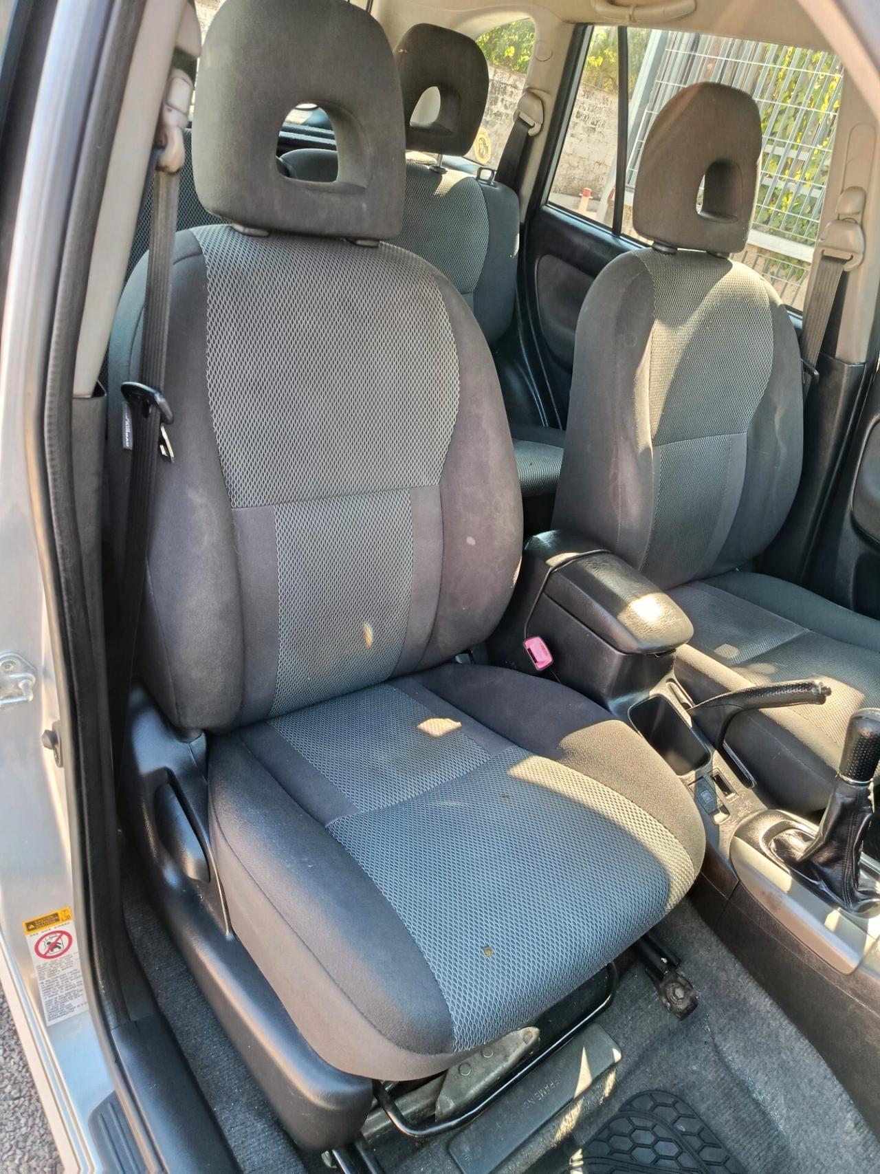 Toyota RAV 4 RAV4 2.0 Tdi D-4D cat 5 porte