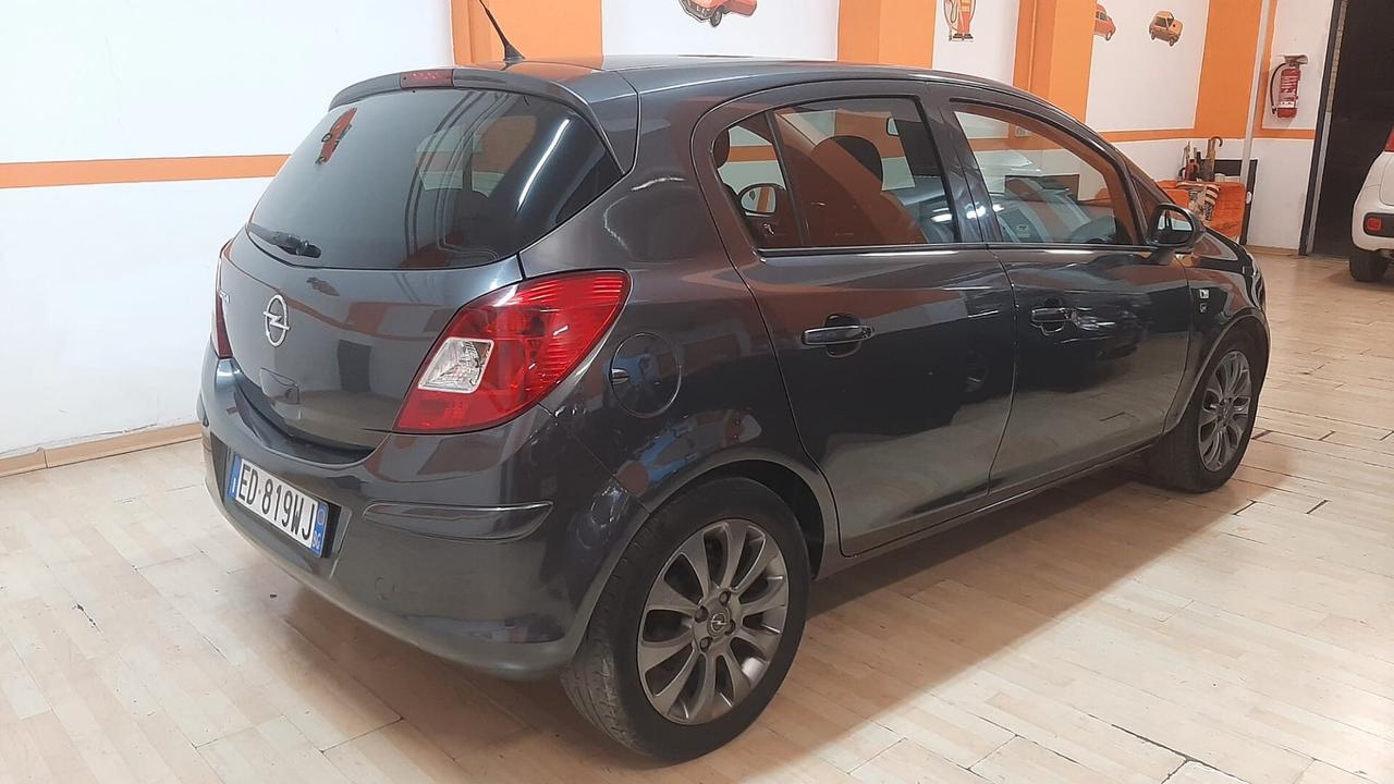 OPEL CORSA 1.2 BENZ EURO 5 NEOPATENTATI 86.0000 KM