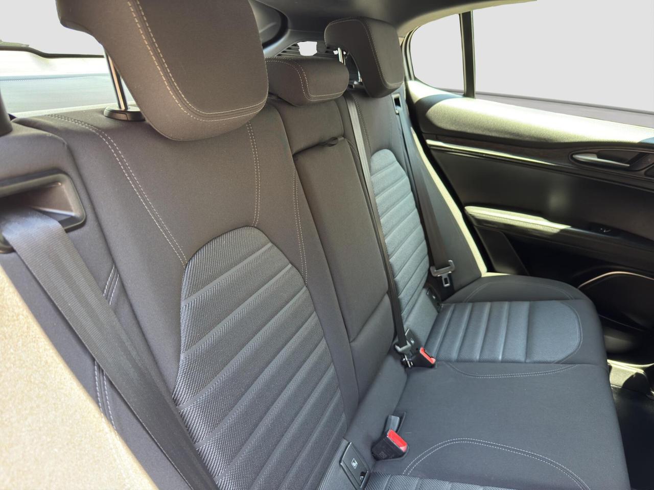 Alfa Romeo Stelvio 2.2 t Business 160cv rwd 2022