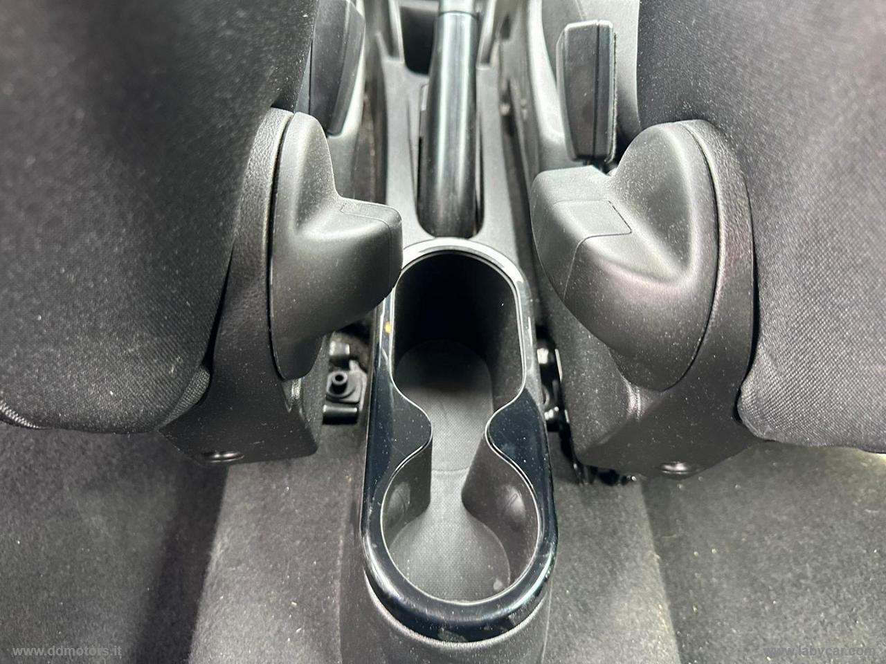 LANCIA Ypsilon 1.0 FireFly 5p.S&S Hybrid Silver *NEOPATENTATI*