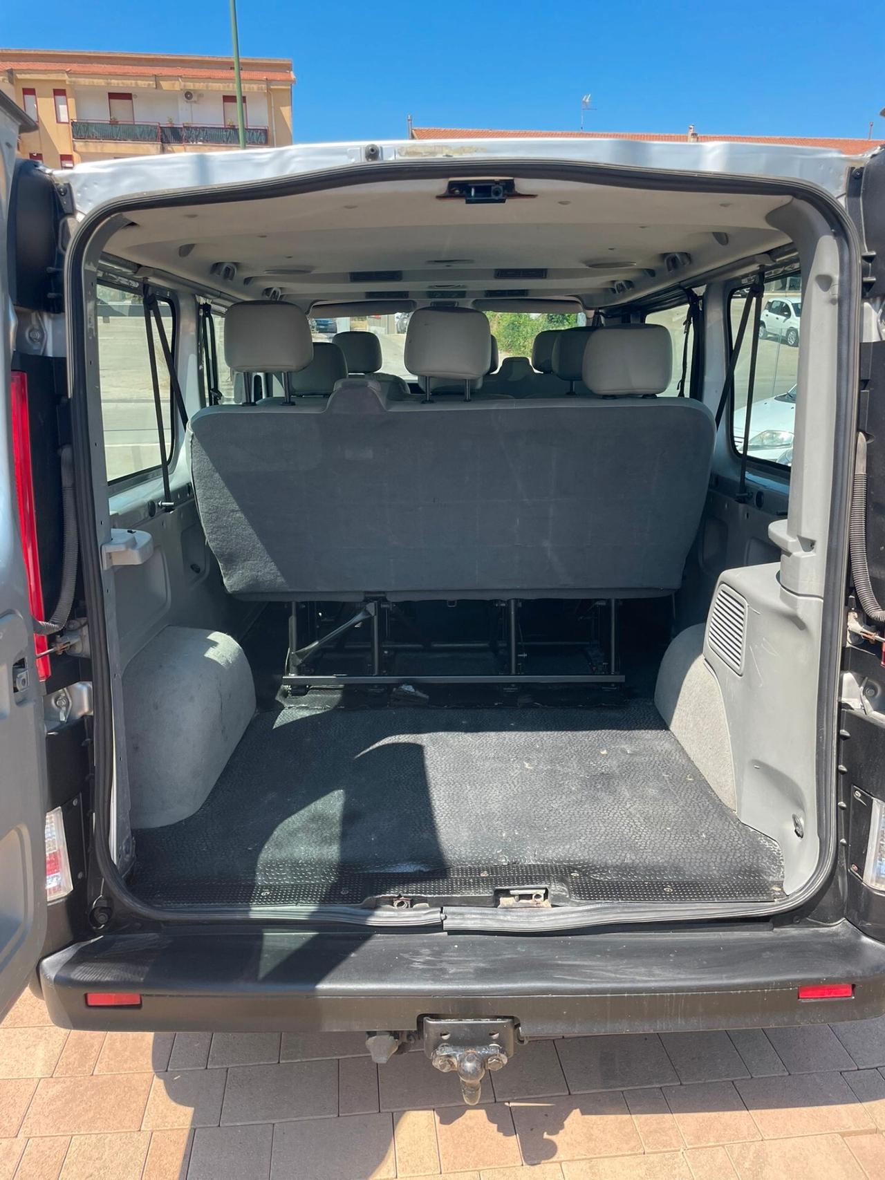 Opel Vivaro 9 posti"Finanziabile Senza Busta Paga"