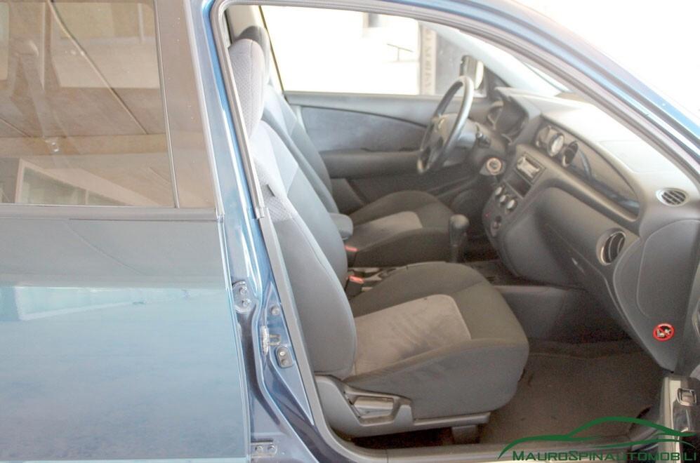 Mitsubishi Outlander 2.4i 16V 4WD Sport