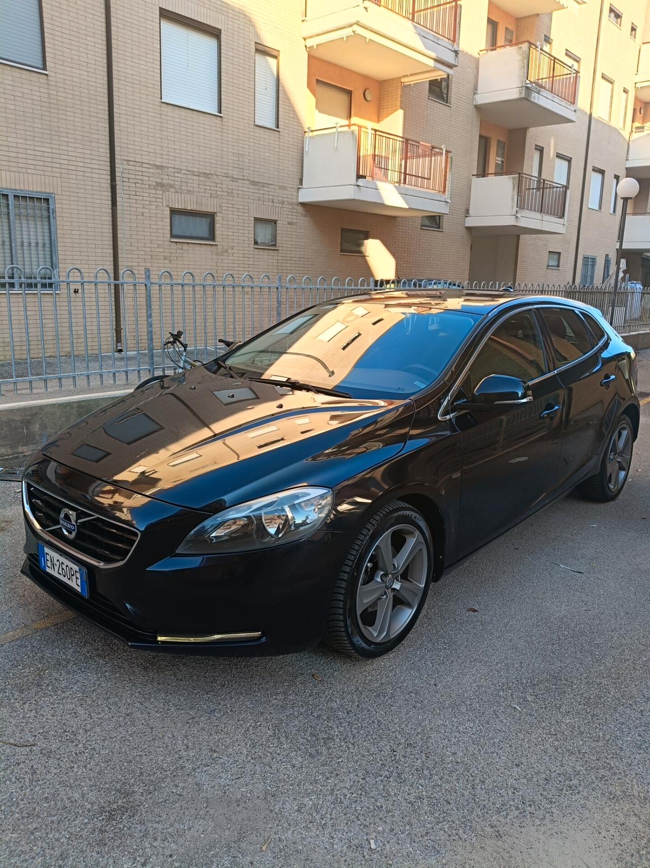 Volvo V40 D2 1.6 Momentum