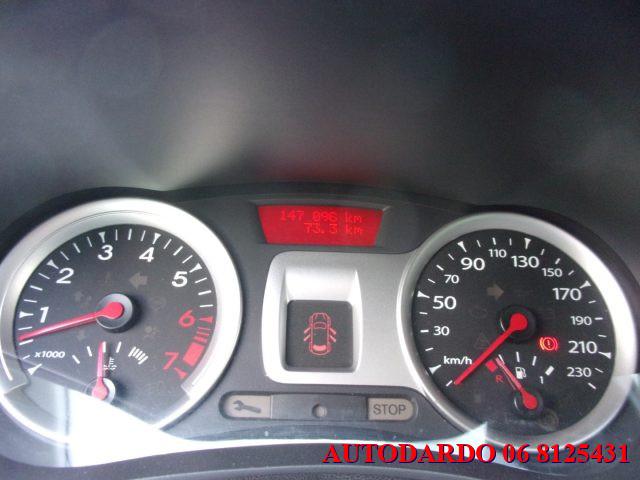 RENAULT Clio 1.2 16V TCE 100CV SporTour Dynamique