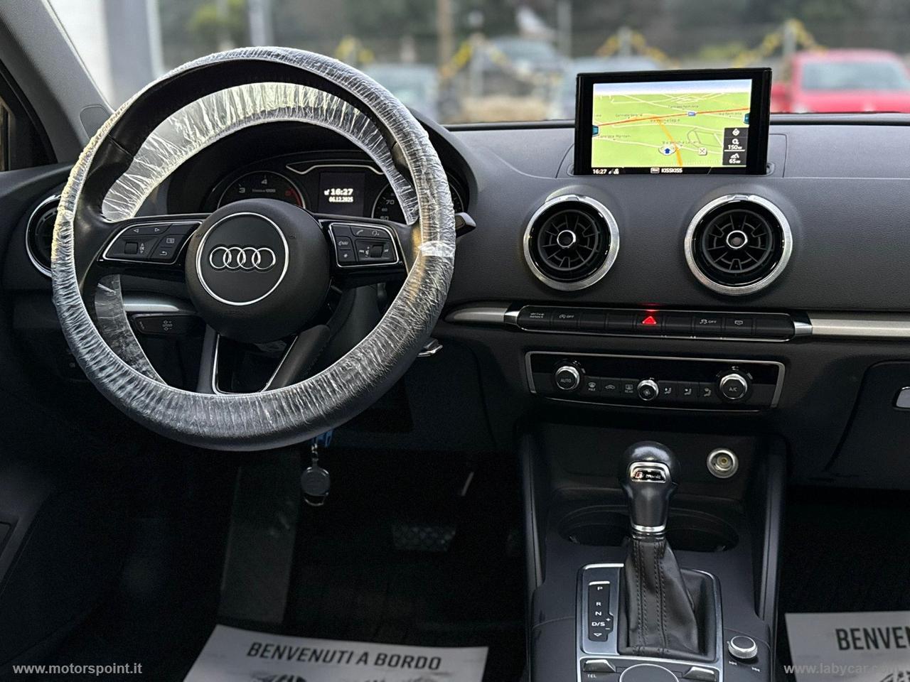 AUDI A3 Sedan 30 TDI Admired