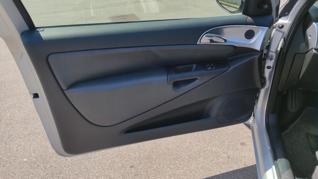 Lancia Ypsilon 1.2 soli 62000km NEOPATENTATI - 2009