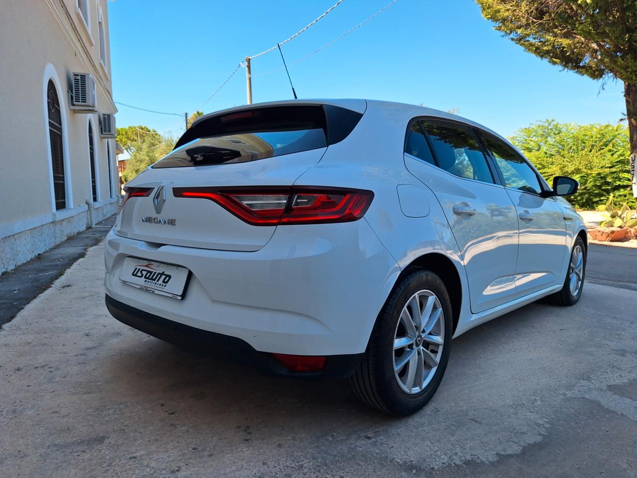 Renault Mégane 1.5 dCi BERLINA NAVI 2017