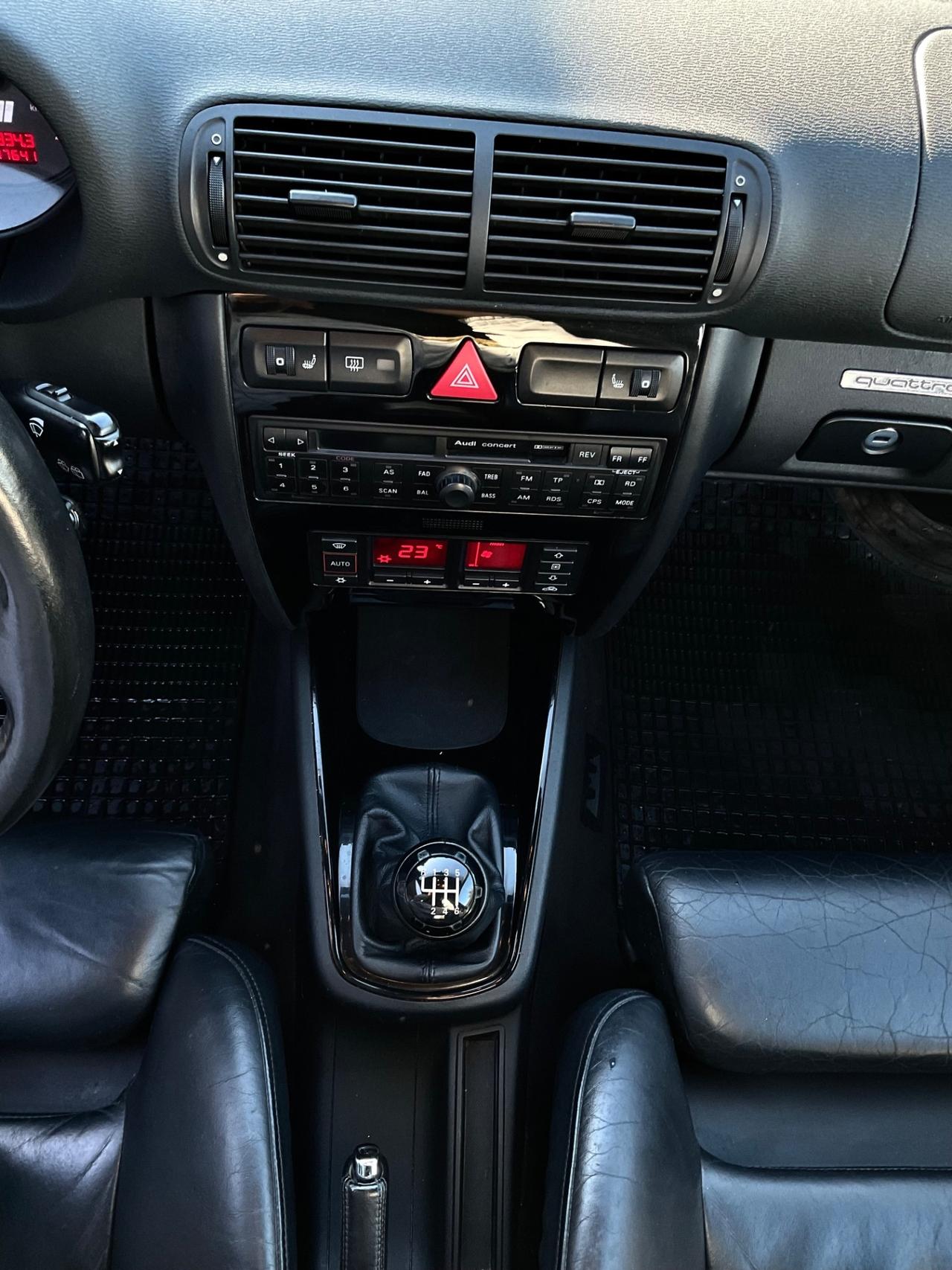 Audi A3 S3 1.8 turbo 20V cat 3p. S-Line