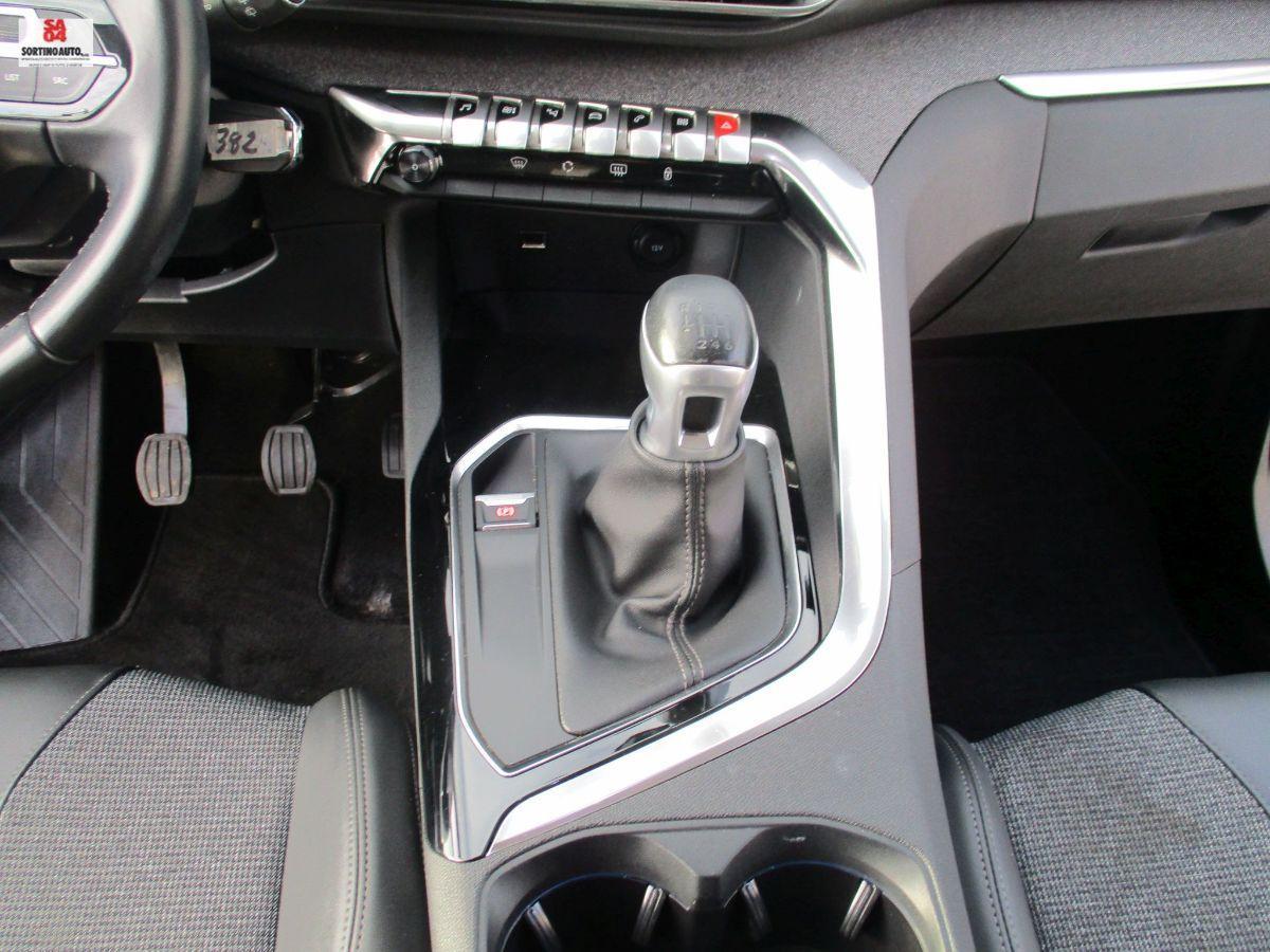 PEUGEOT 3008 BlueHDi 130 S&S Allure 2020