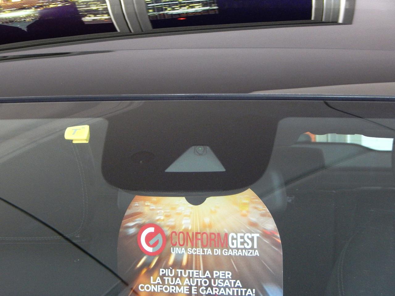 Mercedes-Benz A 180 d Sport Aut. TETTO-NAVI-PELLE-LED-XENON-KAMERA