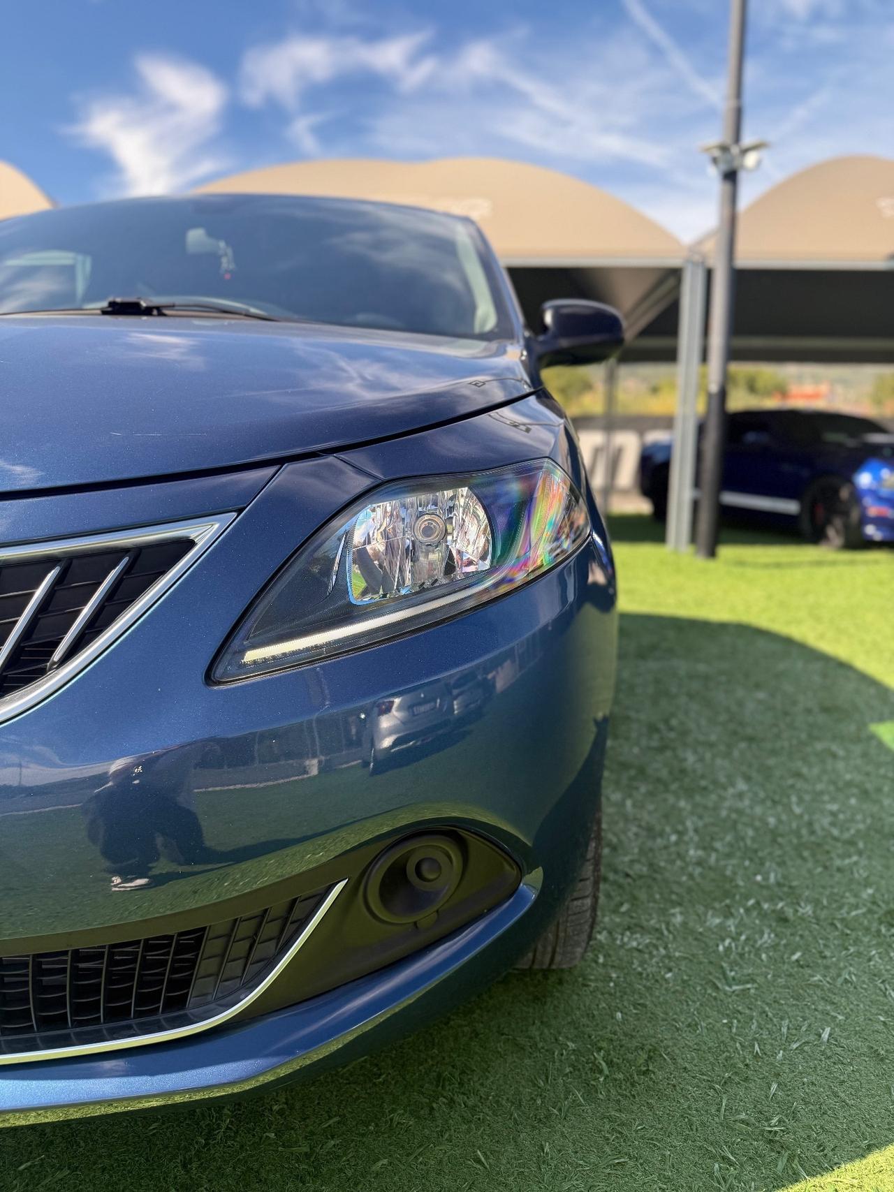 Lancia Ypsilon 0.9 TwinAir 5 porte Metano Ecochic Gold