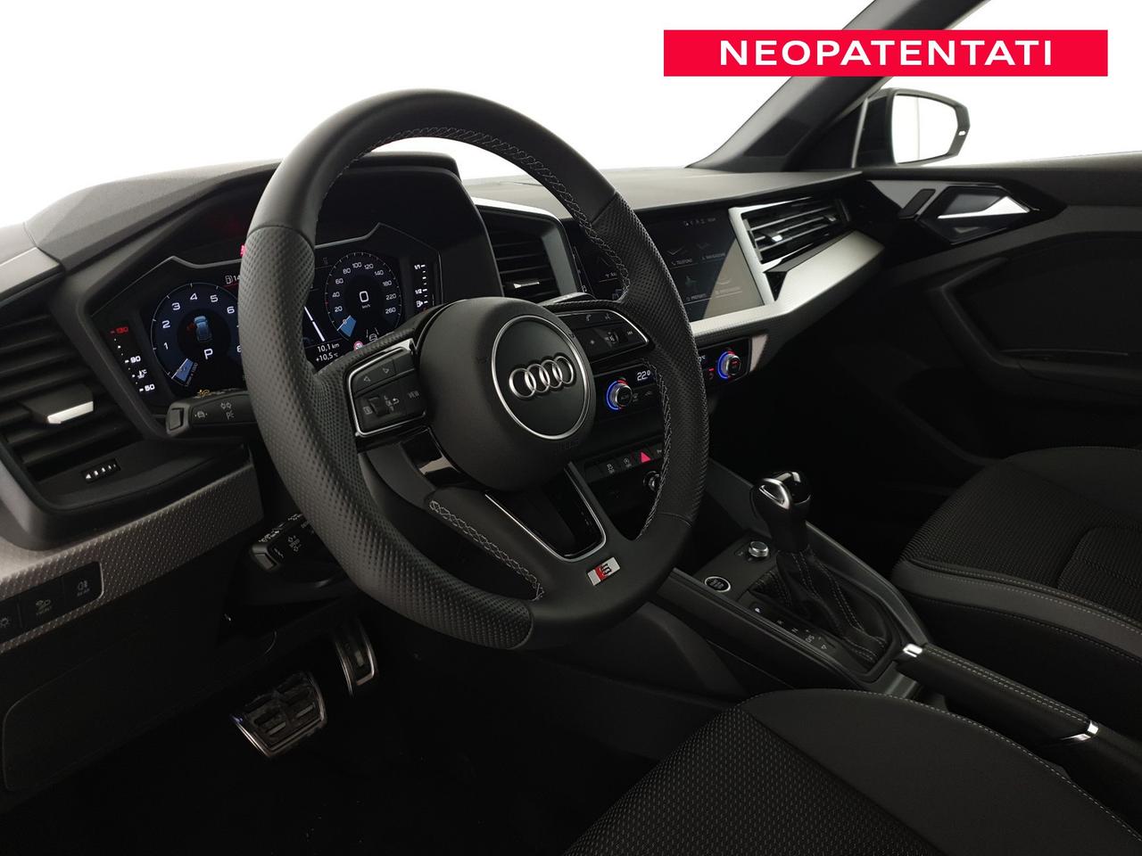 Allstreet 30TFSI 116CV S tronic Identity Contrast