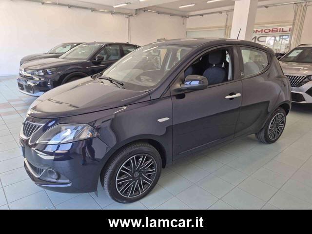 LANCIA Ypsilon 1.0 FireFly 5 porte S&S Hybrid Ecochic Silver