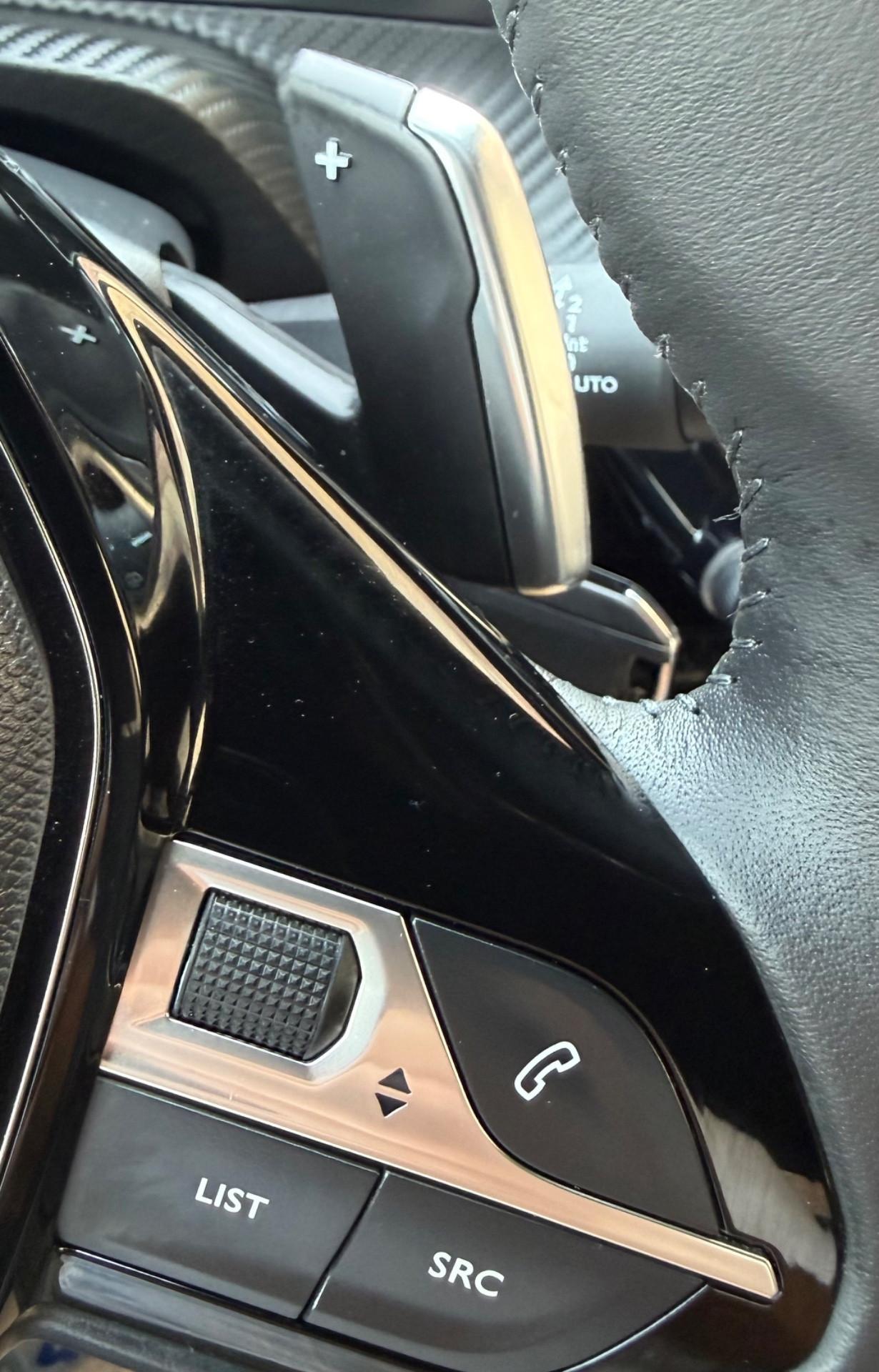 Peugeot 2008 Hybrid 145 e-DCS6 Allure …2025