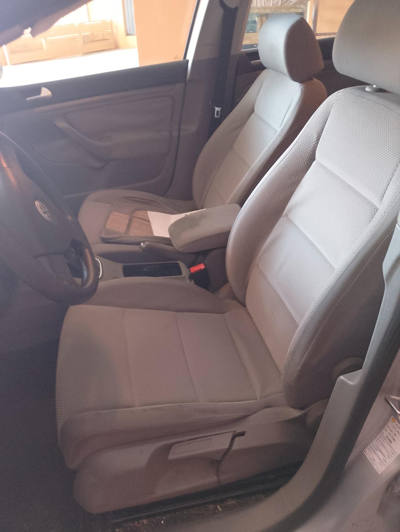 Volkswagen Golf 1.6 16V FSI 5p. Comfortline