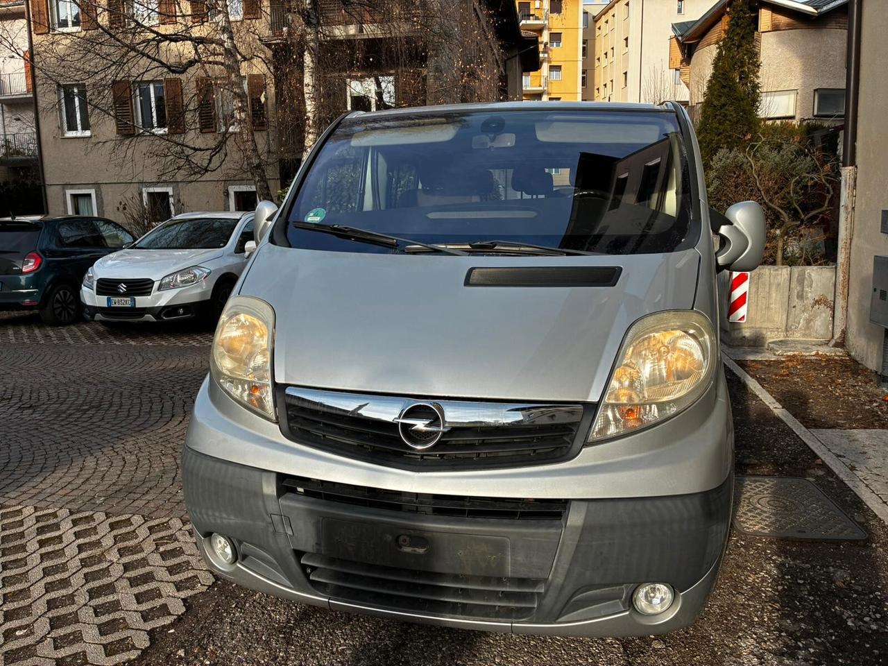 Opel Vivaro 2.0 CDTI 84kW TOUR COSMO 8POSTI