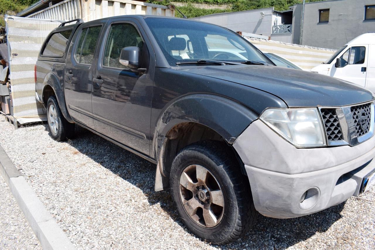 Nissan Navara 2.5dCi 174cv Doppia Cabina Sport Pick-up 4WD DA RIPARARE