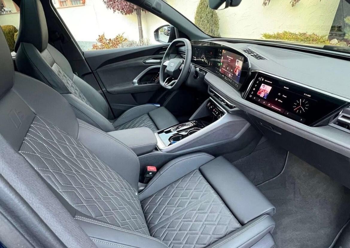 Audi SQ5 TFSI 150 kW mHEV+ S tronic quattro line edition