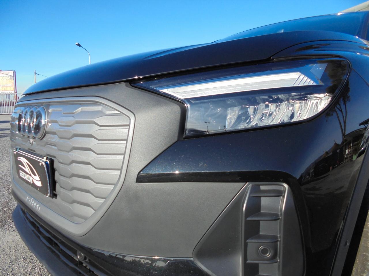 Audi Q4 40 e-tron Business