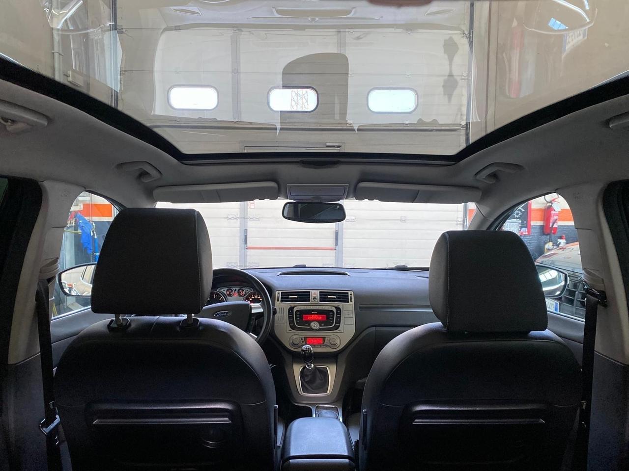 Ford Kuga 2.0 TDCi 136 CV 2WD Titanium