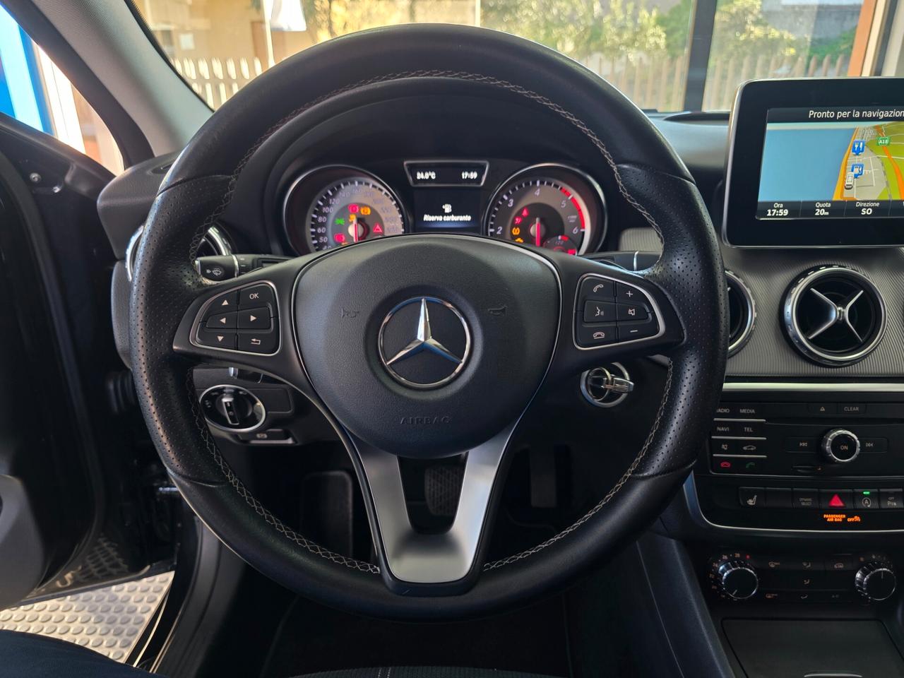 Mercedes-benz GLA 200d Aut Sport 120000km