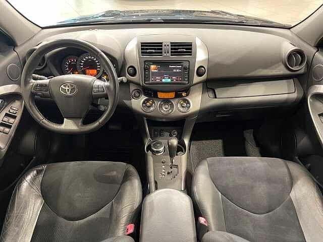 Toyota RAV4 2.2 D-CAT A/T 4WD Style