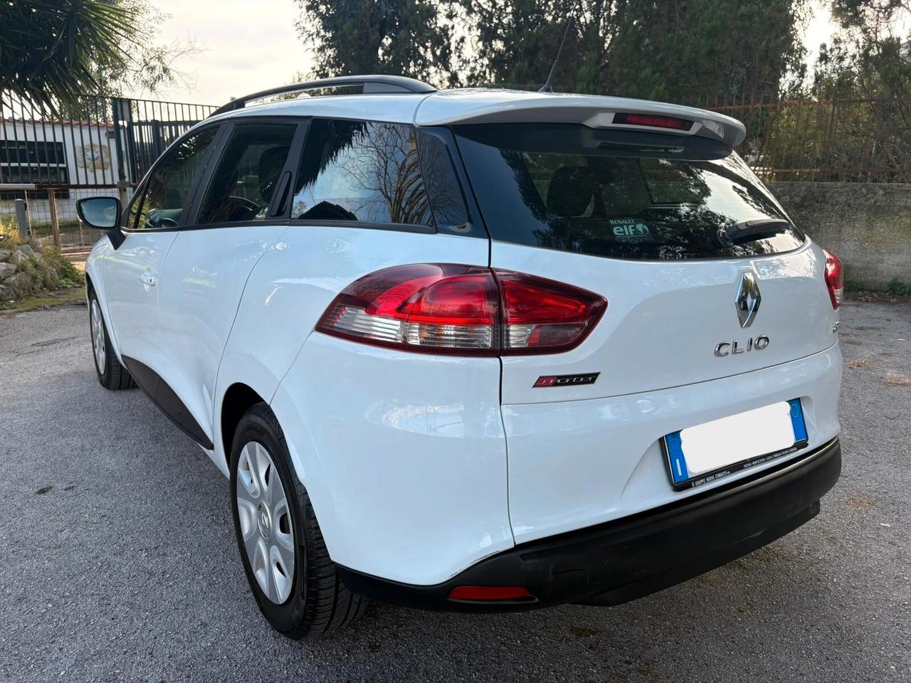 RENAULT CLIO 1.5 DCI SportTour - 2013